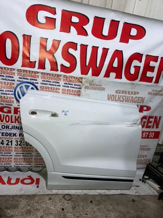 AUDI Q8 SAĞ ARKA ORJİNAL ÇIKMA KAPI