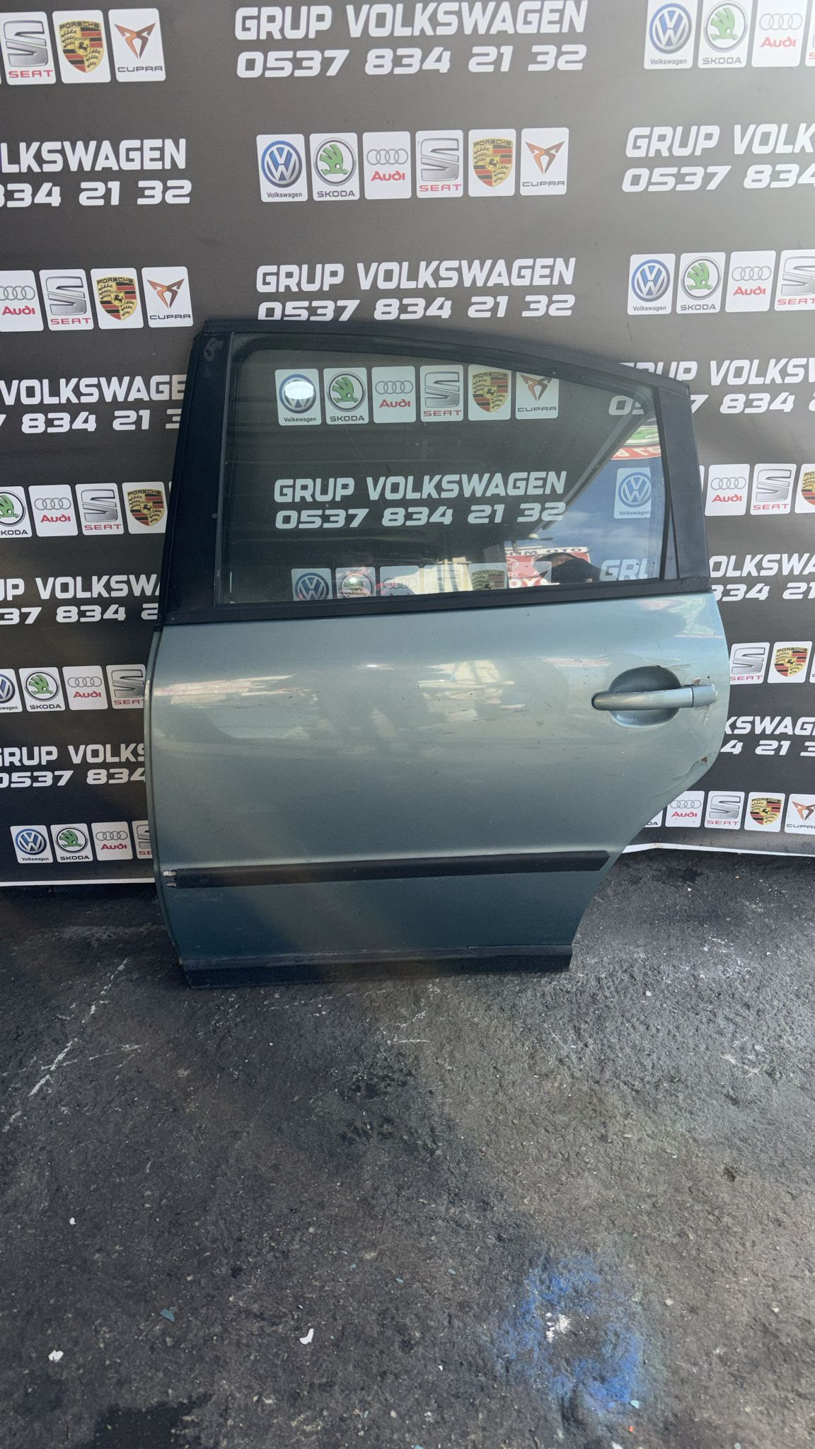 Pasat b5 sol arka kapı çıkma