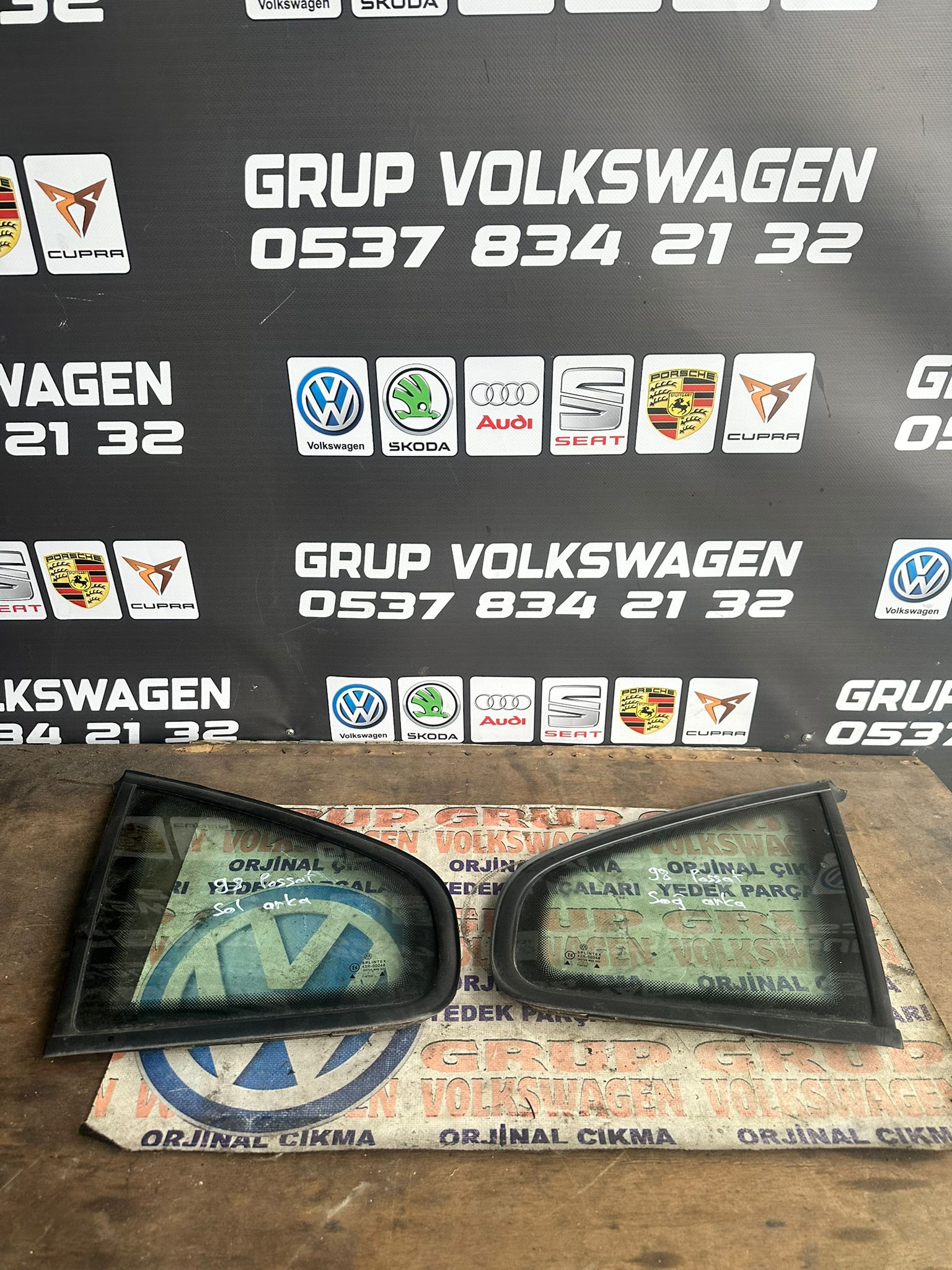 Passat b5 sağ sol arka kelebek camı orijinal