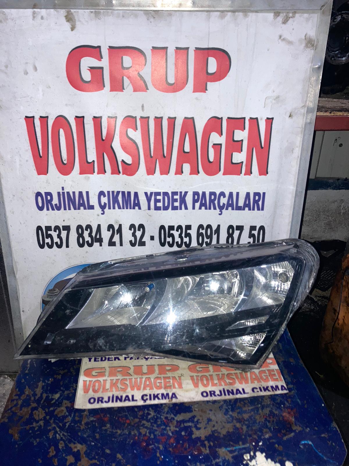 skoda süperb sol far cıkma orjinal