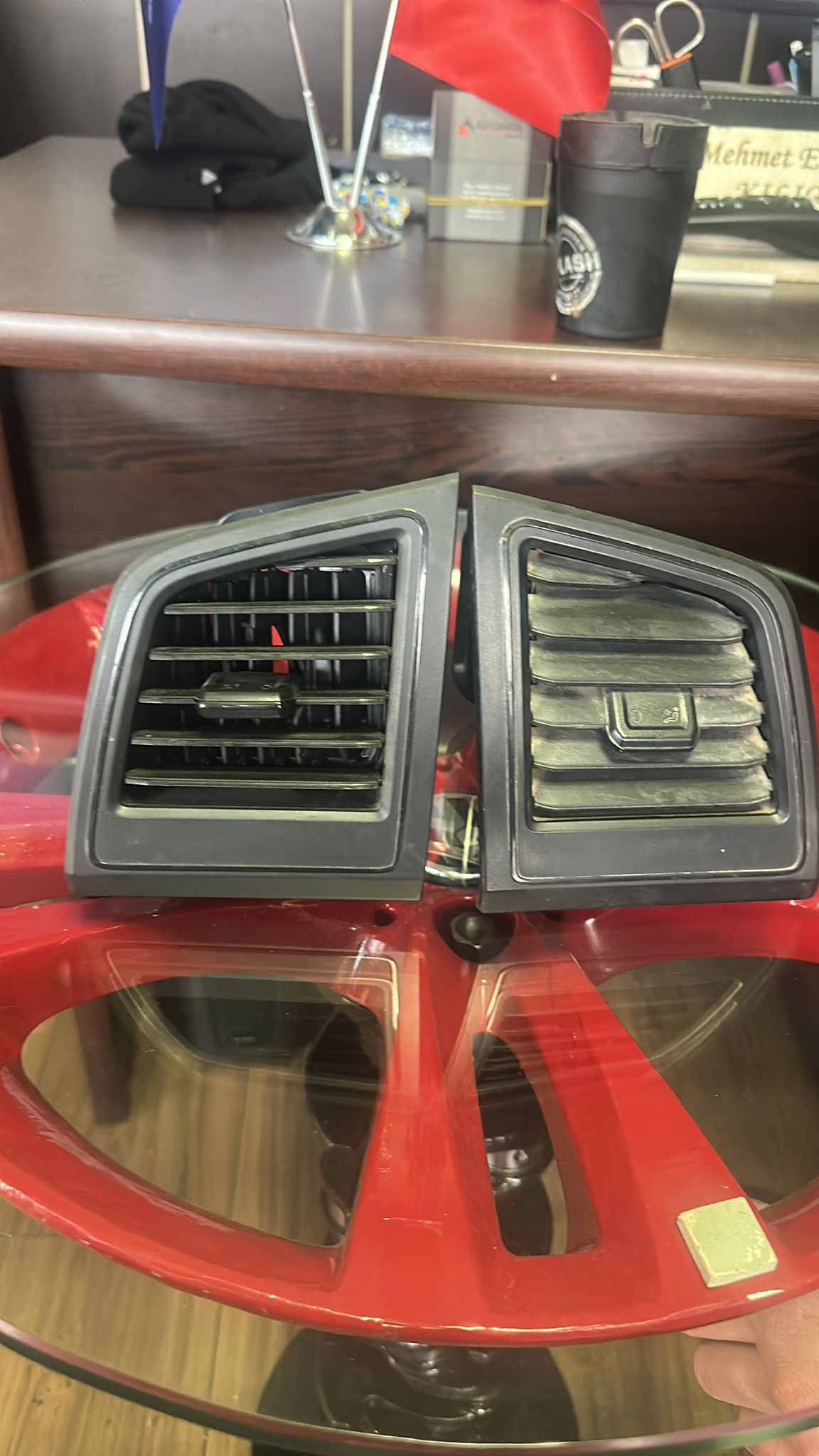 Transporter t7 sağ sol kalorifer ızgarası çıkma