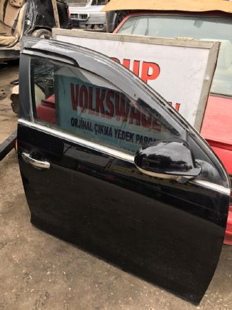 volkswagen jetta 2008 orjinal sağ ön kapı hatasız
