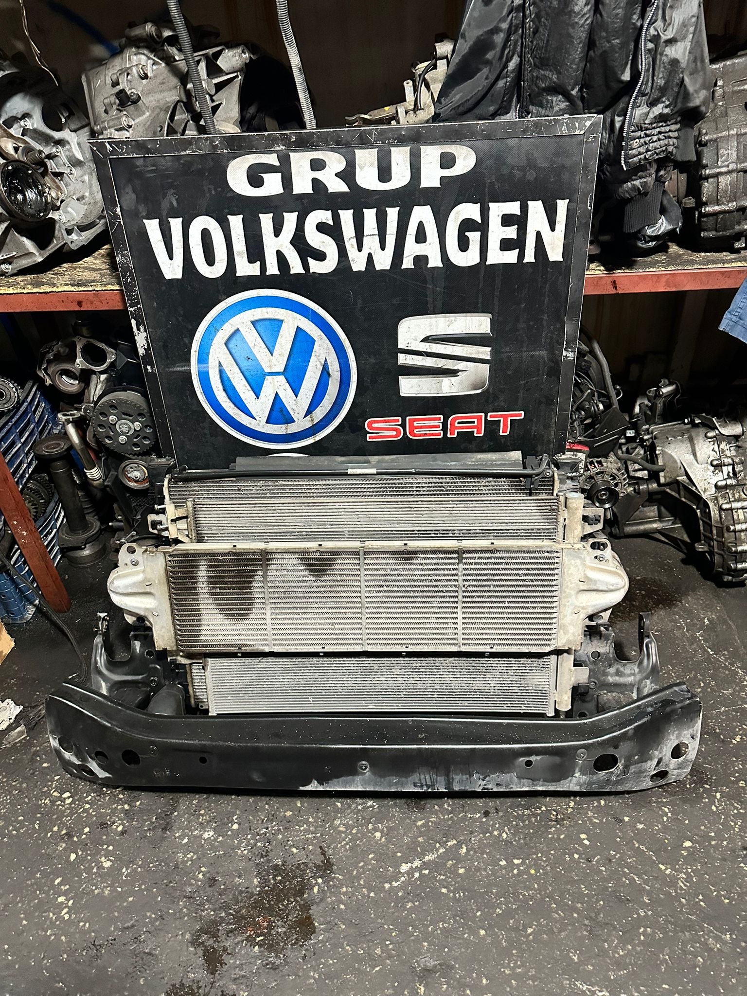Volkswagen transporter t6 2.0 CAA motor radyatör seti çıkma orijinal